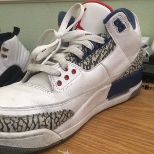 True blue 3’s Jordan’s